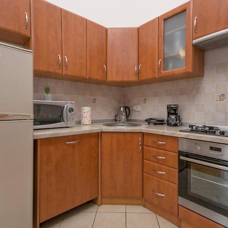 City Centre Sea View Apartment Pula Bagian luar foto