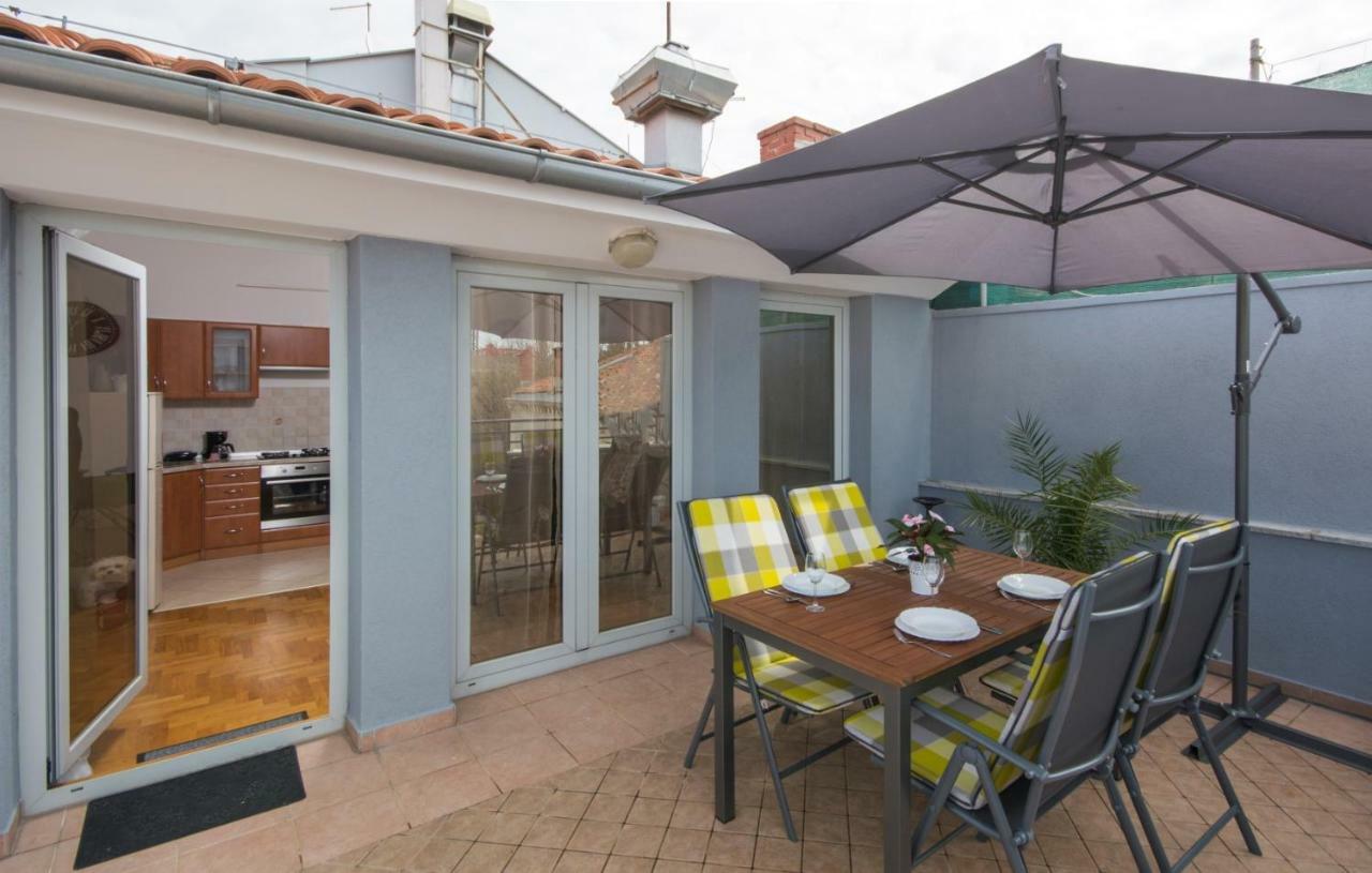 City Centre Sea View Apartment Pula Bagian luar foto
